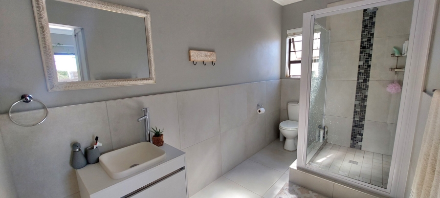 4 Bedroom Property for Sale in Glen Navar Eastern Cape